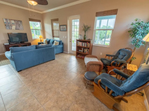 Pelican Villa Apartment 4