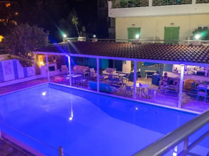Tropicana Inn
