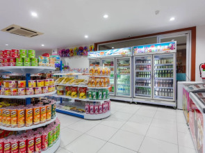 Курортный отель Baumancasa Beach Resort