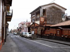 Casa Romeo - Nice Apartment at the Foot of Etna a few km From the ski Slopes