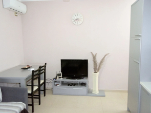 Lovely 1- Bedroom Apartm, Huge Balcony, Lovely View