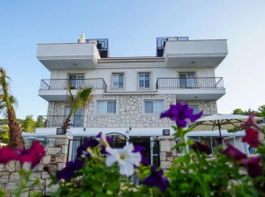 Urla 1867 Hotel