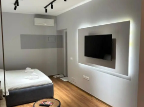 4SeasonsGea , Studio Apartment In Heart Of Tirana