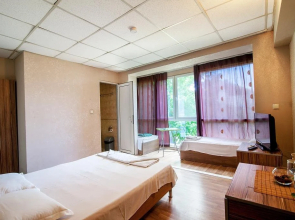 Hotel Zara Rooms