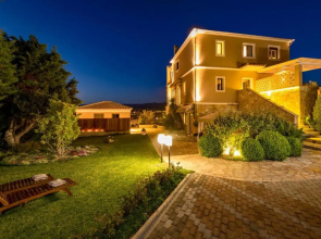 Anthemion Suites & Villas