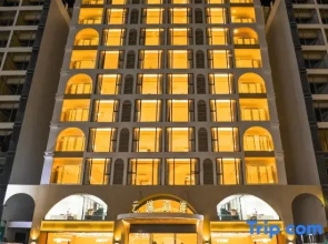 Cloud Coast Hotel