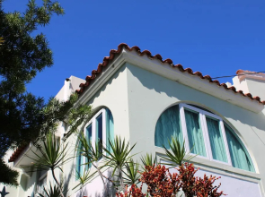Numero Uno Beach Apartments