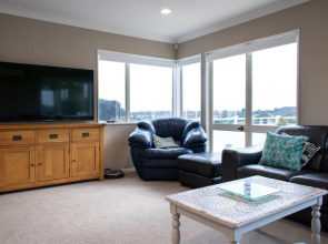 Grand 4 Bedroom Home With Balcony and Garden