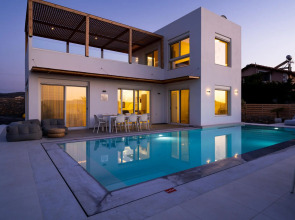 Sardines Luxury Villa 3