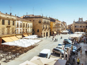 Hostal Plaza
