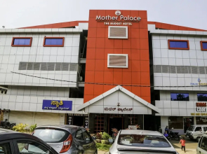 OYO 24519 Hotel Mother Palace