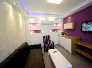 Be Center Hotel