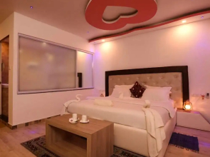 Boomerang Beach Resort