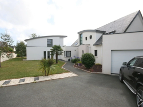 Modern Villa With Private Heated Pool, Located 2 km From the Sandy Beach