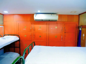 Hotel Breezeland - Erode Railway Station
