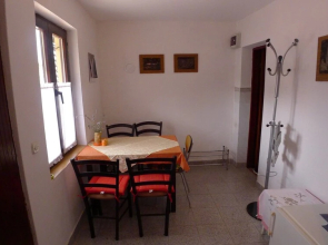 Apartment in Premantura with Garage near Kamenjak