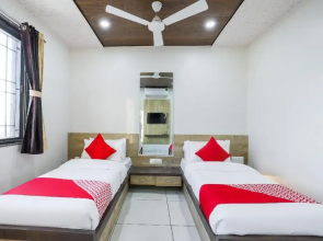 Hotel Bhagvati by OYO Rooms
