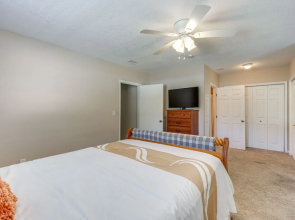 Cozy Jacksonville Home ~ 12 Mi to Downtown!