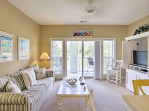 Relax by Pool & Golf: Chic Myrtle Beach Condo
