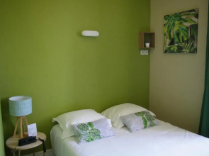 Queen Serenity Hotel