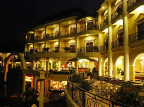 OYO 395 Tretes Raya Hotel