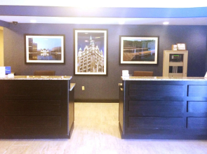 Albany Airport Inn