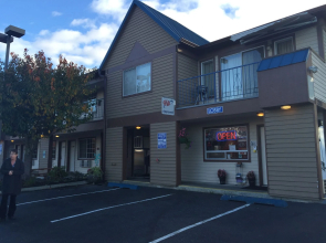 Tulip Inn