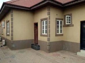 Momak 2 Hotel & Suites