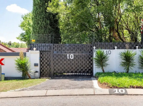 Retro-vintage New Yorker Apartment in Centurion