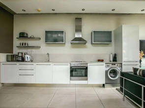 Melrose Arch Luxury Apartment