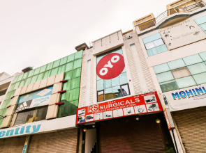 Hotel Dhruv Inn by OYO Rooms