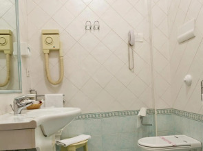 Отель Ariston Molino Buja