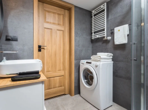 Inpoint Main Square Apartment