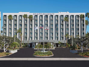 Hyatt Regency Newport Beach West