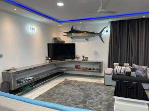 Bingo House Watamu, A Modern 5-Bedroom Villa with Pool, A Kids Heaven