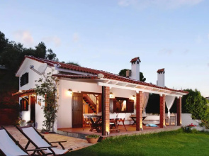 Villa Eleven - Private Villa with a Breathtaking View