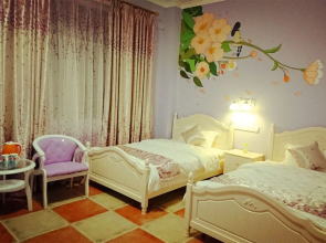 Firefly Inn Mount Danxia