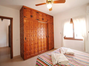 1077 Apartment Paola
