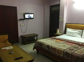 Hotel Samrat