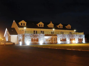 Moycarn Lodge & Marina