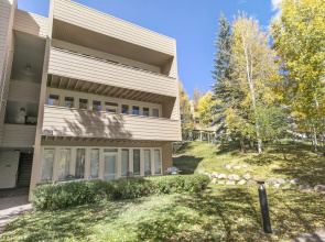 Sunvail Condos 31e 3 Bedroom Condo by RedAwning