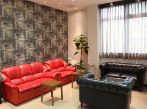 Uto Center Hotel
