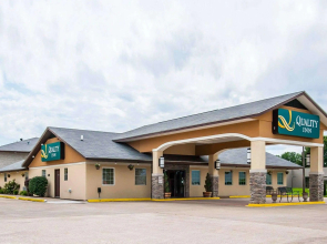 Quality Inn Cairo I-57