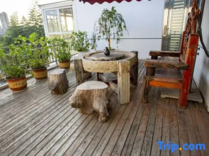 Lichuan Huajianyin Homestay