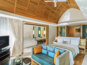 Renaissance Phuket Resort & Spa