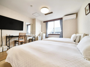 Okasan Hotel