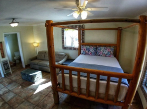 Casita Verde Guesthouse