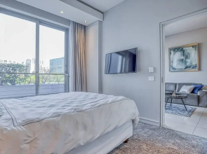 Luxury 1 Bed Apartment at The Capital on the Park