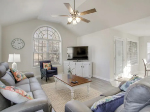 2 Mi to Pickwick Landing State Park: Home w/ Yard