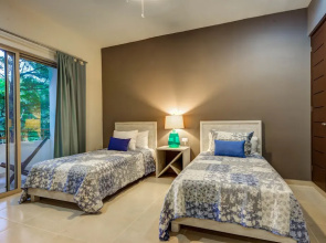 Blue Beach 2 BRM apt sleeps 5